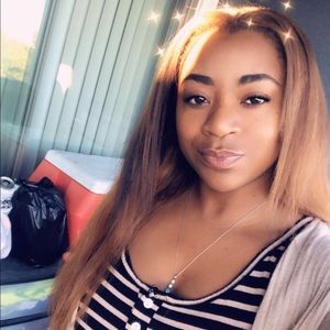 Meet your Posher, Christal